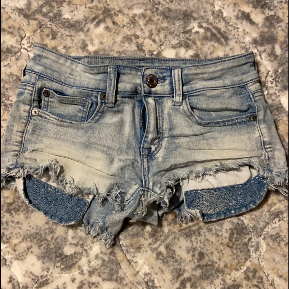 Women’s shorts lot- 2 pairs of 0 & 1 pair 00.